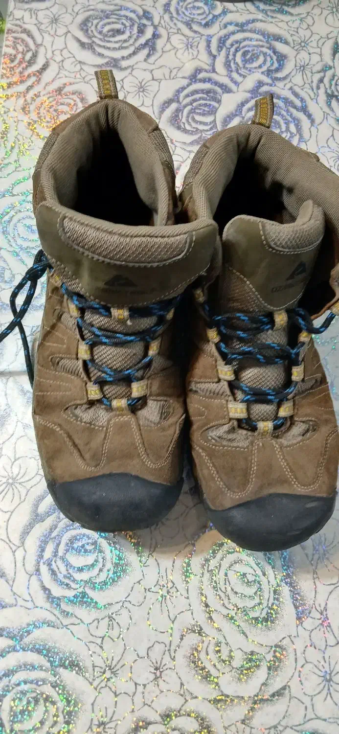 کفش خارجی کوهنوردی ۴۳|کیف، کفش، کمربند|تبریز, |دیوار