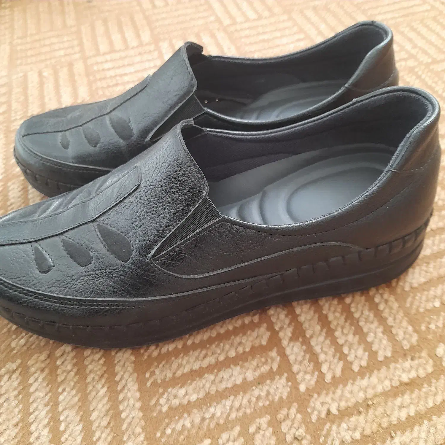 کفش طبی زنانه سایز ۴۰ دارای پد مناسب خار پاشنه|کیف، کفش، کمربند|شیراز, انجیر|دیوار