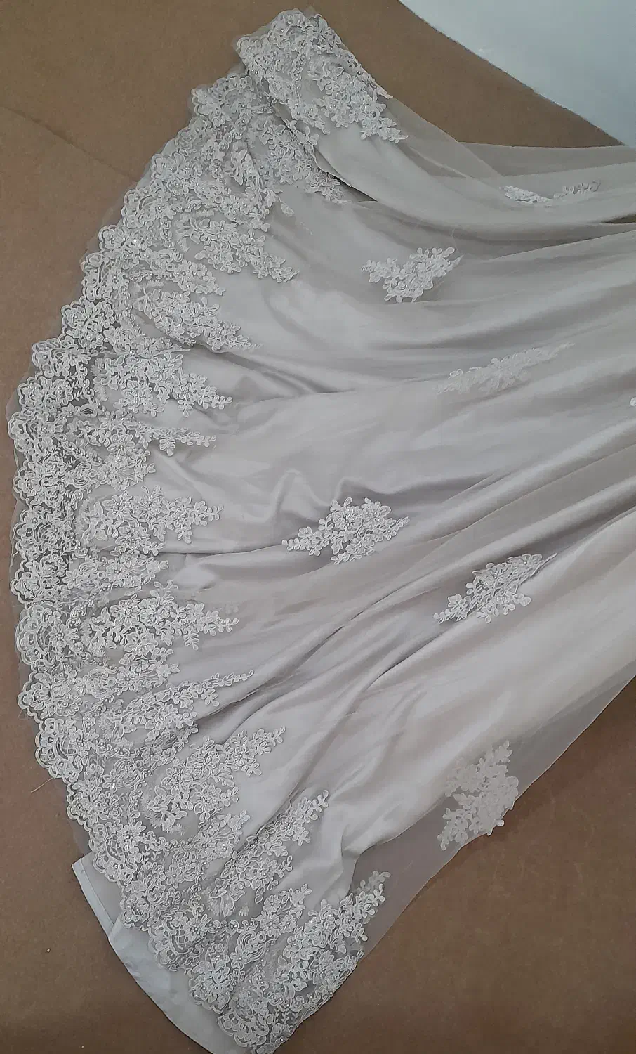 لباس عقد و نامزدی|لباس|اصفهان, فردوان|دیوار