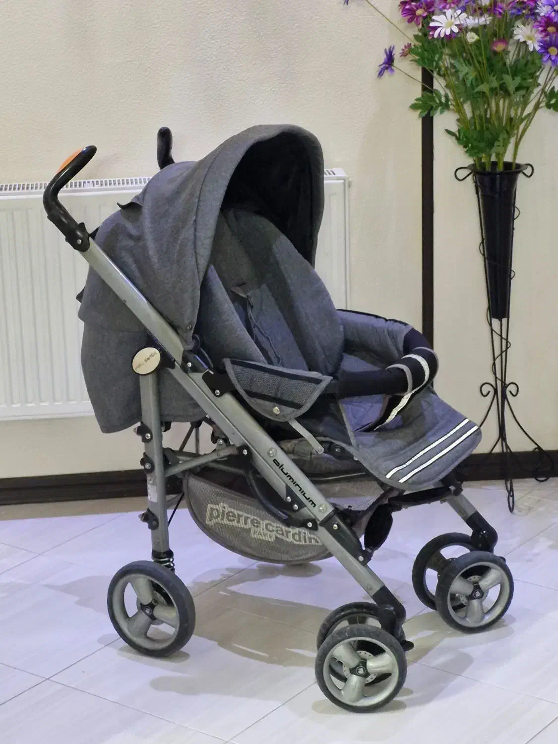 انواع کالسکه خارجی استوک در حد نو‌|کالسکه و لوازم جانبی|قم, صادقی|دیوار