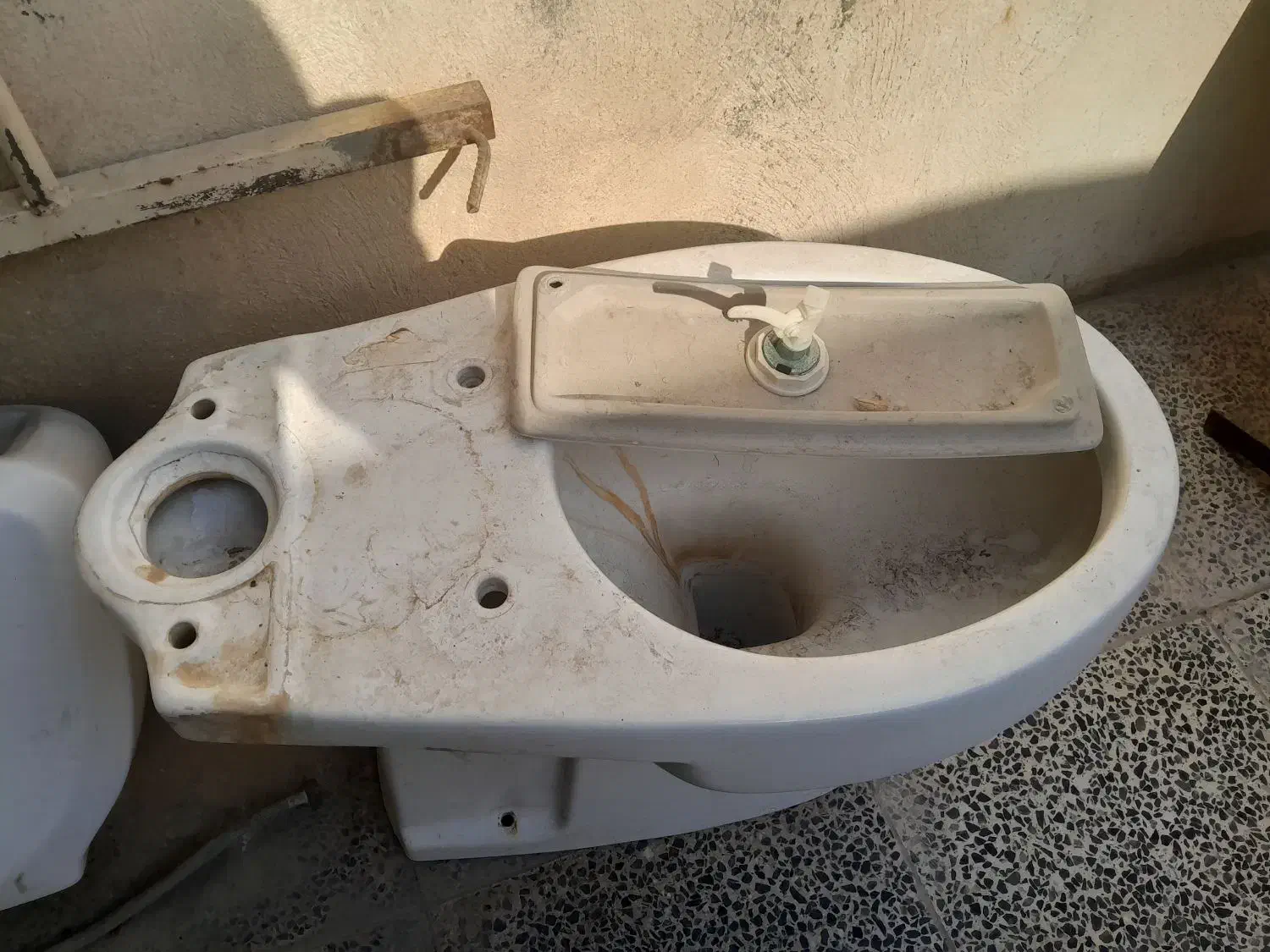 توالت فرنگی|لوازم سرویس بهداشتی|شوشتر, |دیوار