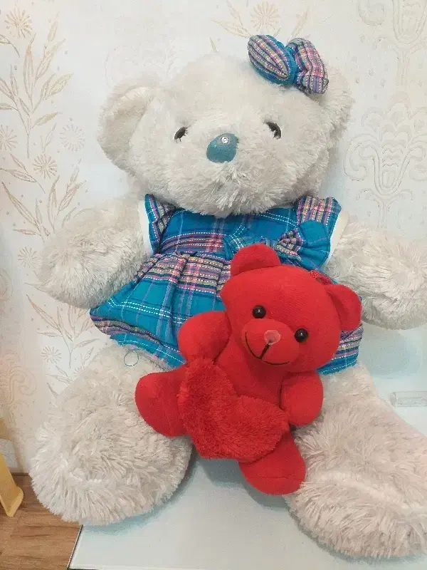 عروسک خرسی بزرگ|اسباب‌بازی بچه|مشهد, حجاب (شهرک غرب)|دیوار