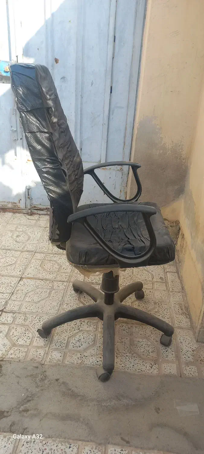 صندلی اداری|مبلمان اداری|برخوار, |دیوار