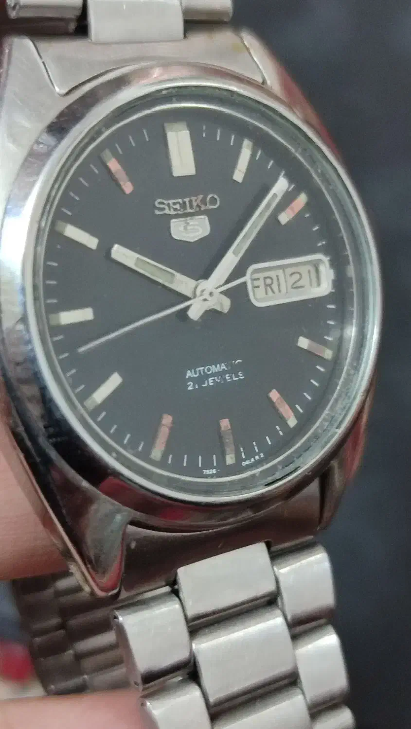 ساعت سیکو|ساعت|قم, بوستان جوان|دیوار