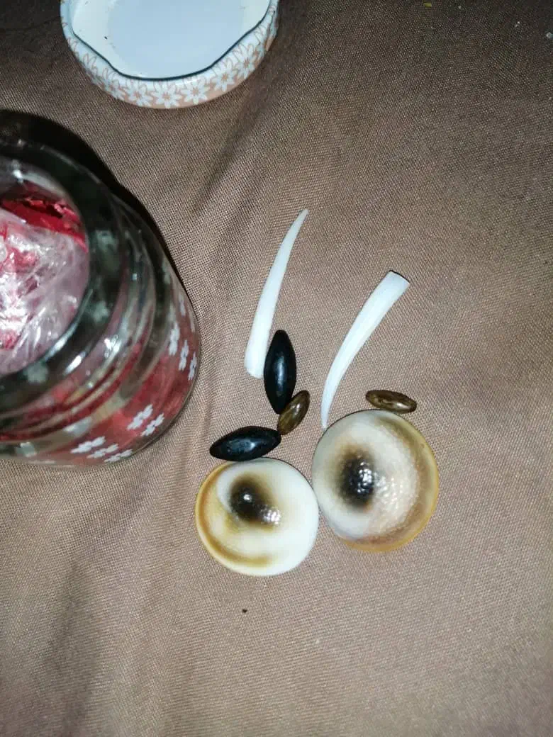 مهره کار گشایی انگشتر موکل دار سر کتاب دعا|کتاب و مجله مذهبی|صدرا-فارس, فاز ۱|دیوار