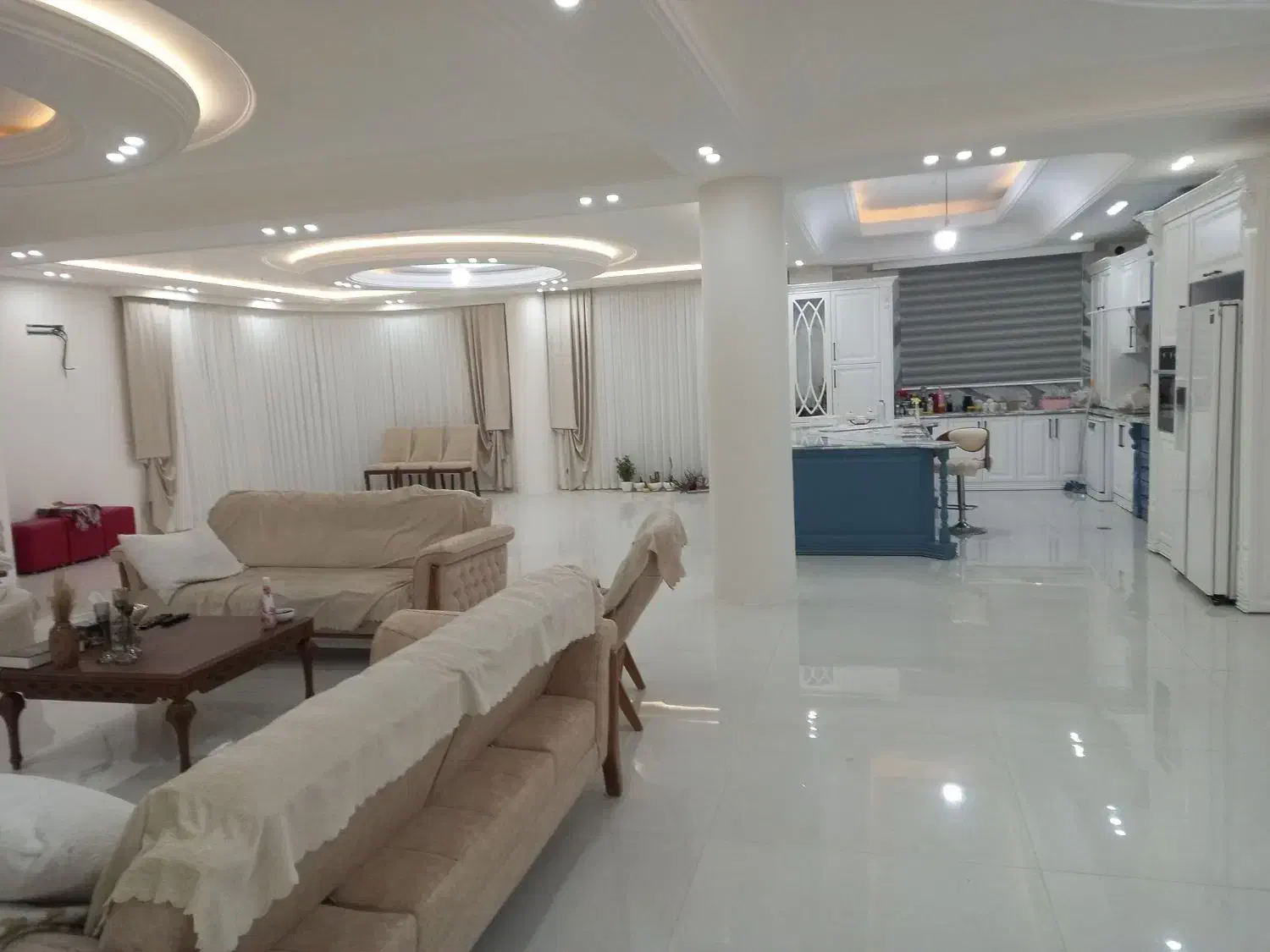 به یه نفر خانم جهت کار در منزل نیازمندیم|استخدام سرایداری و نظافت|میاندوآب, |دیوار