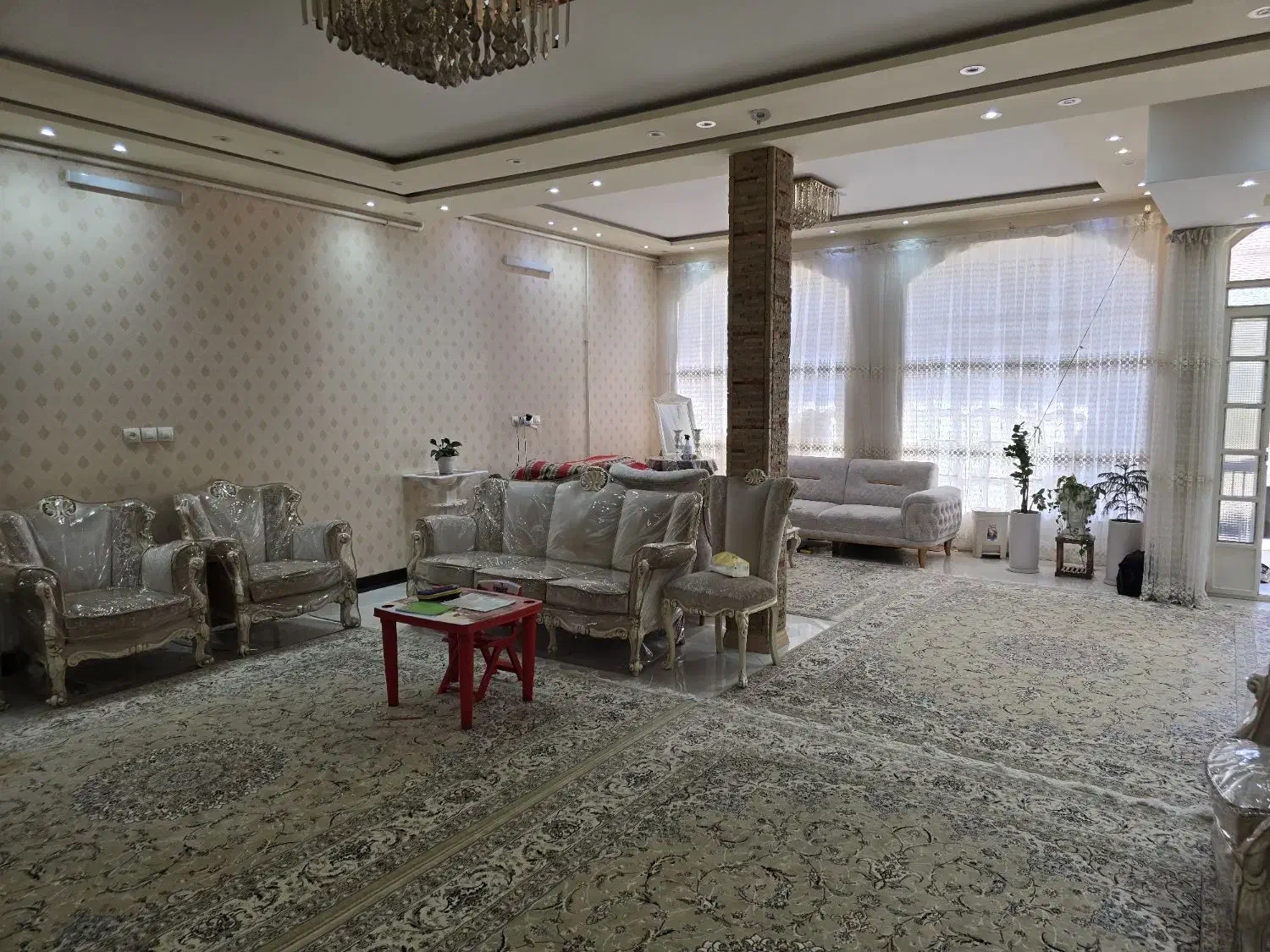 منزل دربست۲خواب حیاط دارپارکینگ دار محدوده اذریزدی|اجارهٔ خانه و ویلا|یزد, |دیوار