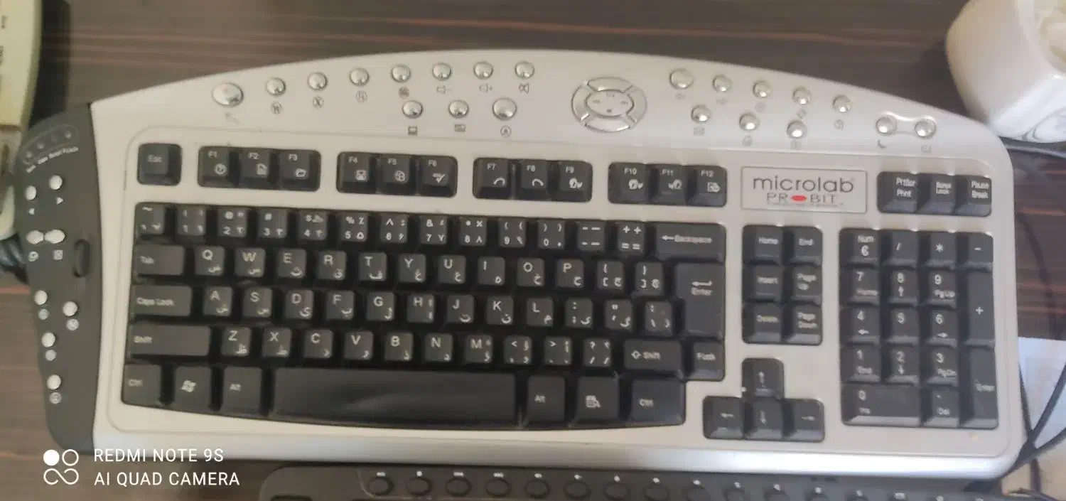 صفحه کلید وکیس|قطعات و لوازم جانبی رایانه|مشهد, انقلاب|دیوار