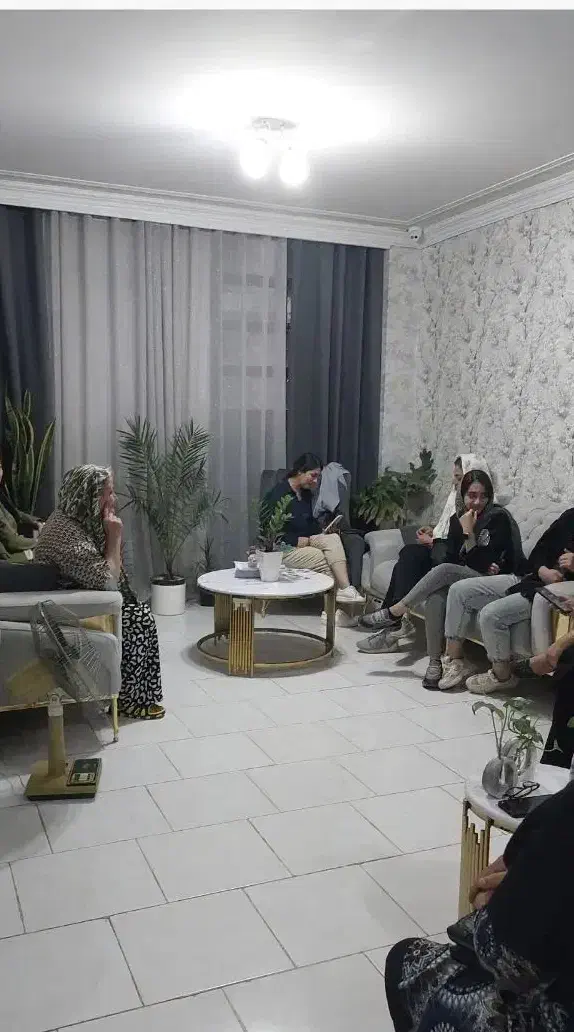 اولین مرکز لیزر با دو مدل دستگاه لیزر شاتی و رولی|خدمات آرایشگری و زیبایی|نجف‌آباد, باغ ملی|دیوار