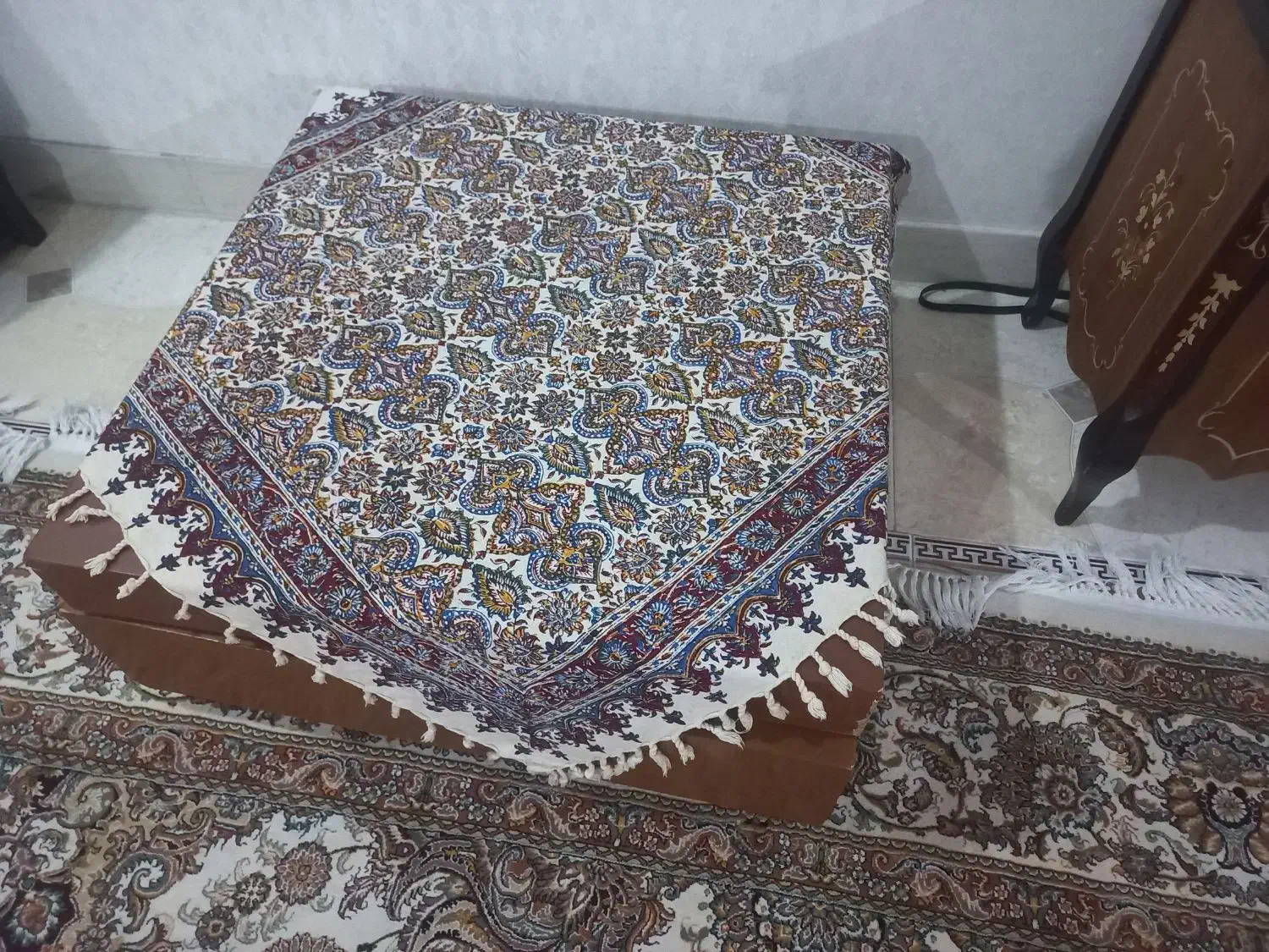 میز چرخان|لوازم خیاطی و بافتنی|تهران, نارمک جنوبی|دیوار