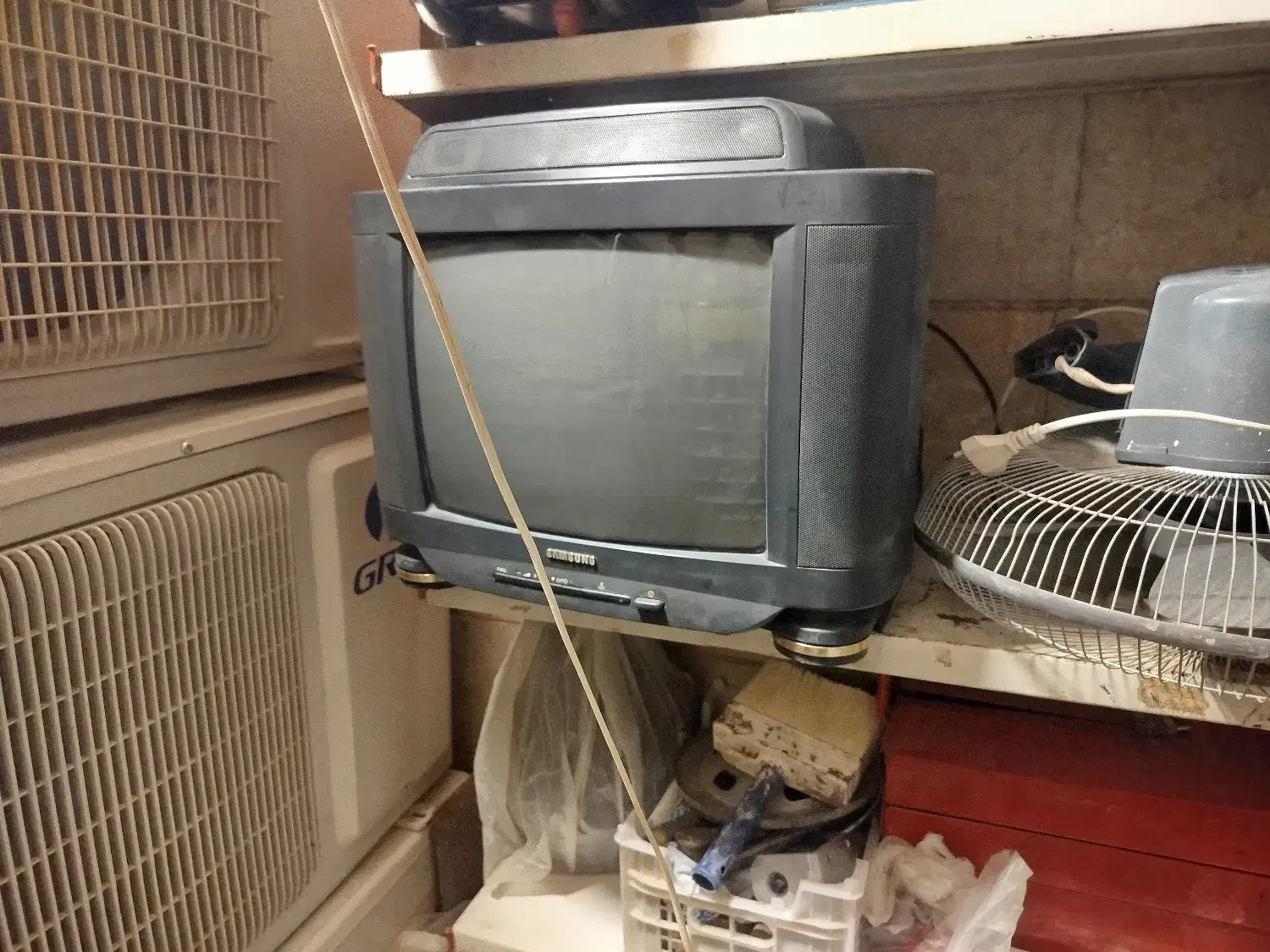 تلویزیون 12سامسونگ رنگی|تلویزیون و پروژکتور|مشهد, عیدگاه|دیوار