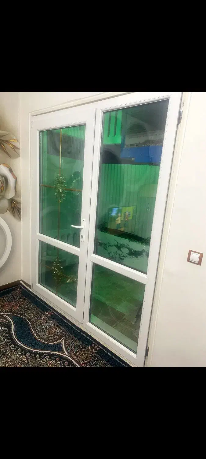 تولیدی درب و پنجره دوجداره و آلمینیومی|خدمات پیشه و مهارت|کرمان, |دیوار