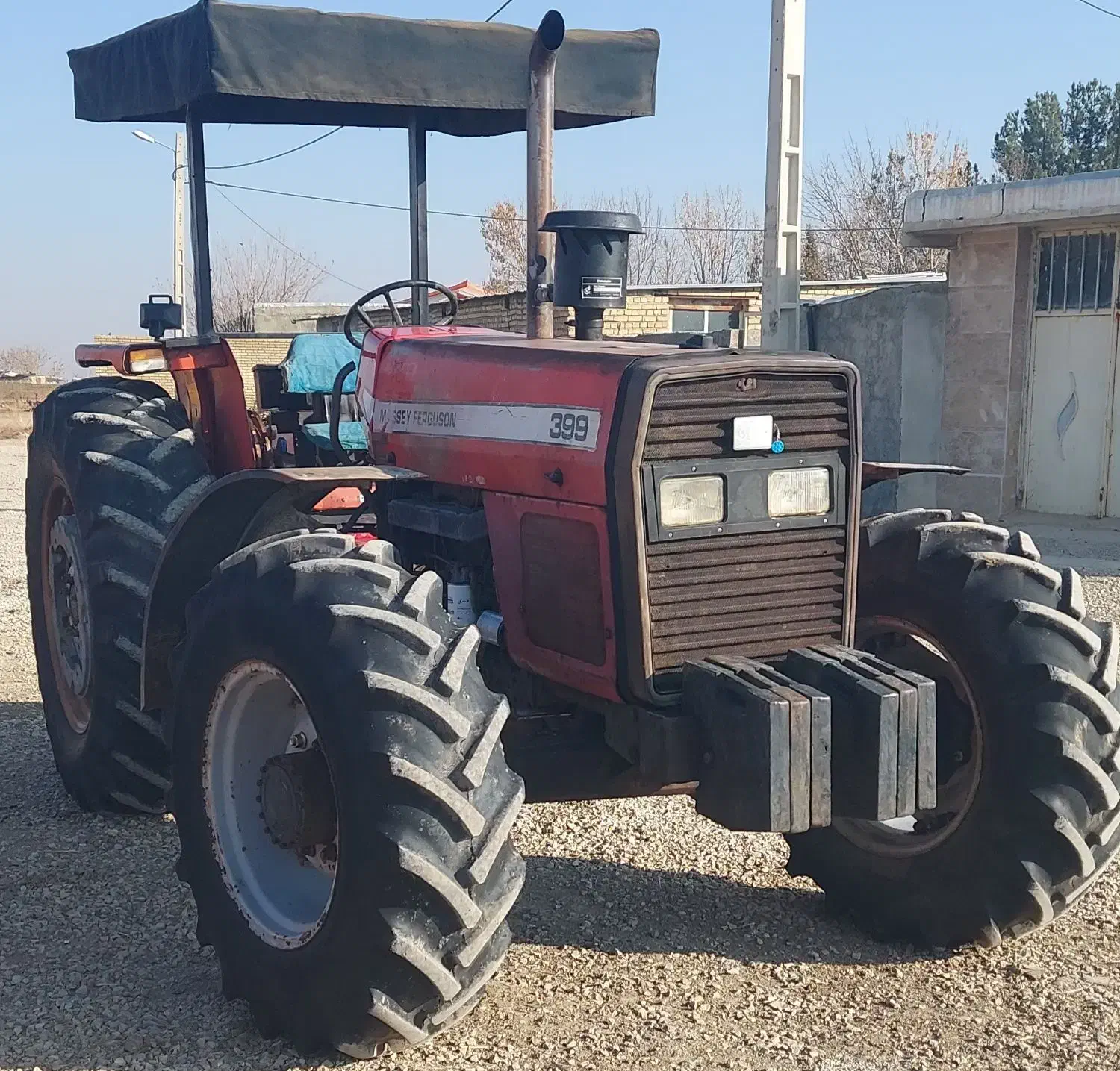 تراکتور ۳۹۹ مدل 1385|خودرو سنگین|ماهیدشت, |دیوار