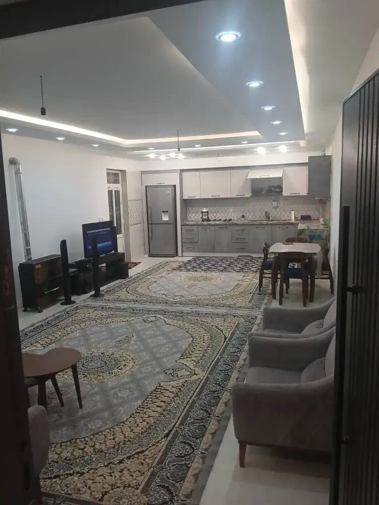 ویلا/ امنیت بالا/|اجارهٔ کوتاهمدت ویلا و باغ|تهران, تختی|دیوار