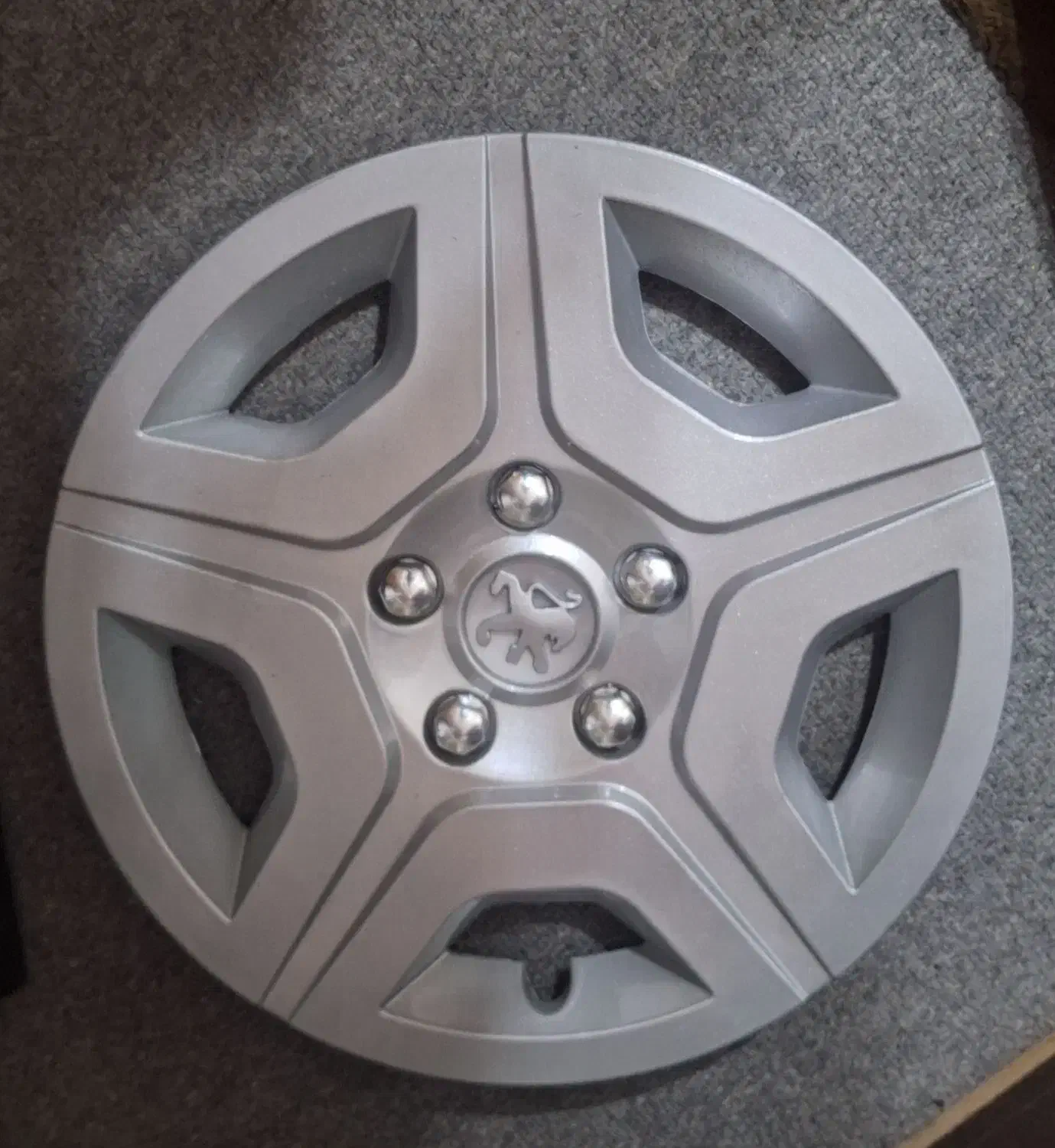 لوازم خودرو|قطعات یدکی و لوازم جانبی|فولادشهر, B6|دیوار