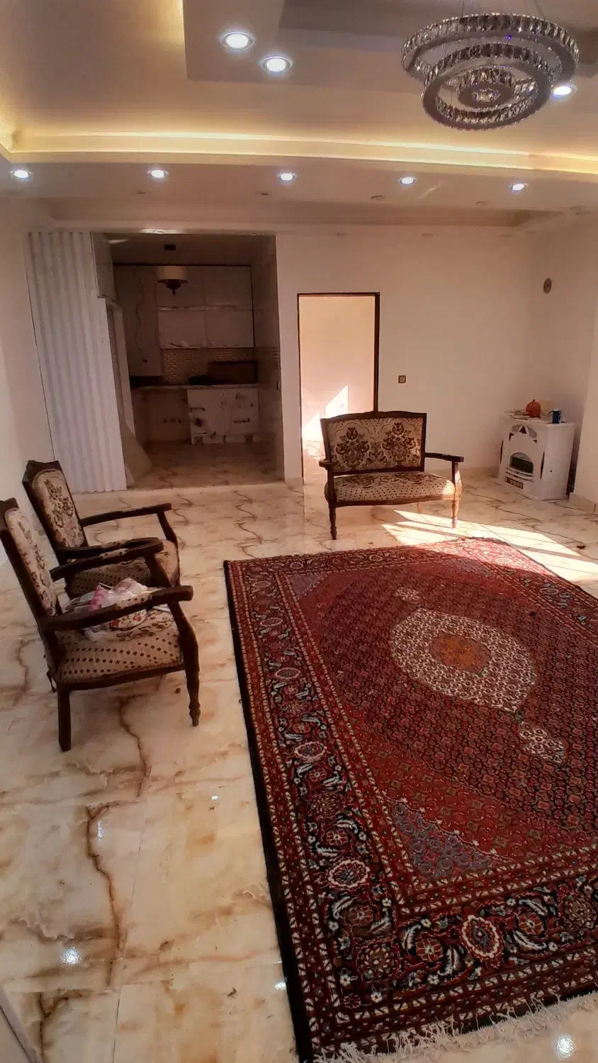 اجاره سالانه سوییت ۸۰ متری|اجارهٔ خانه و ویلا|چاف و چمخاله, |دیوار