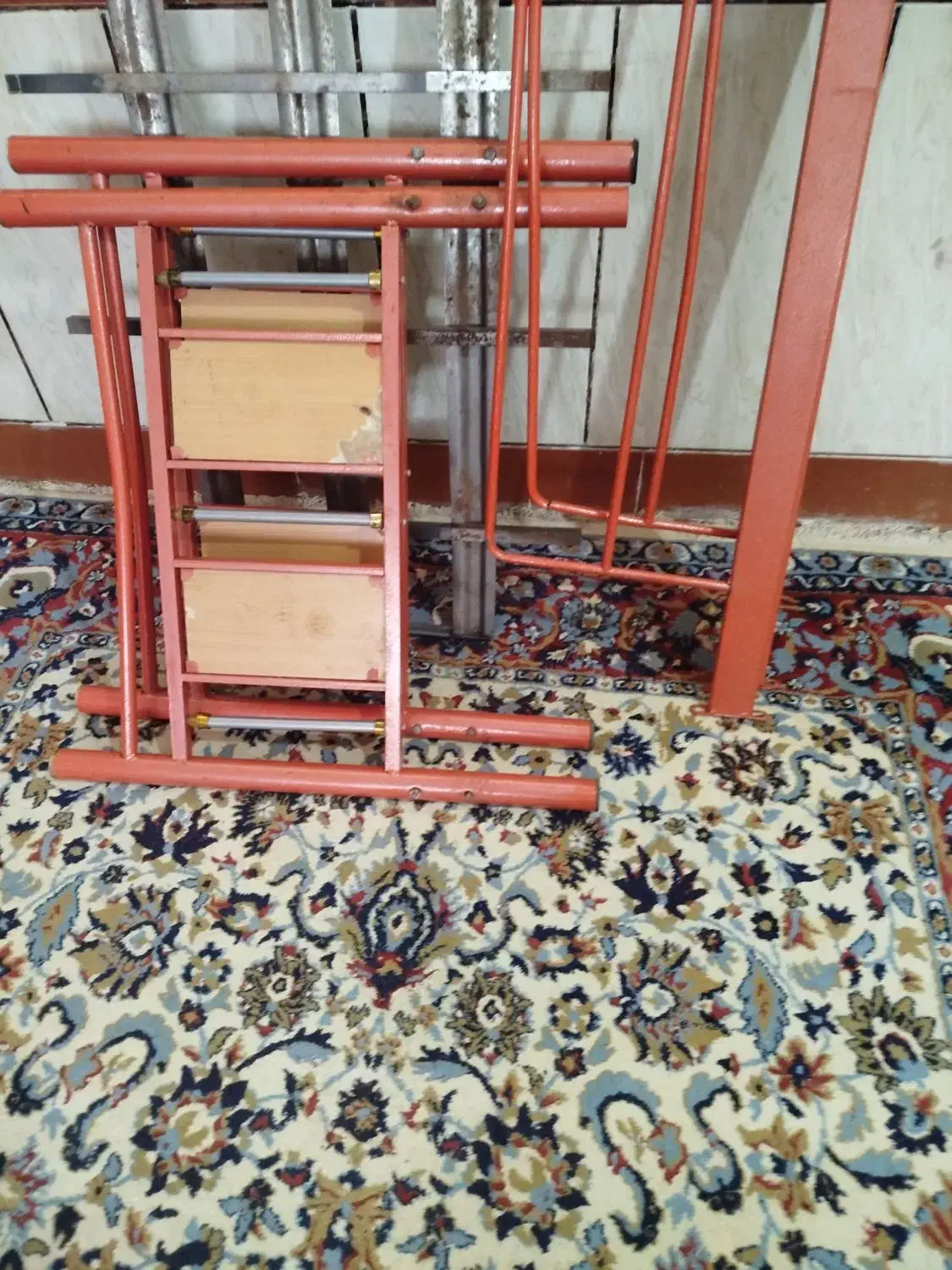 تخت درحد نو باتشک|تخت و سرویس خواب|آبادان, |دیوار