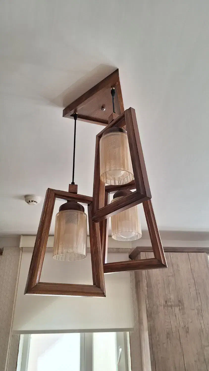 لوستر سه شعله چوبی|لوستر و چراغ آویز|اراک, |دیوار