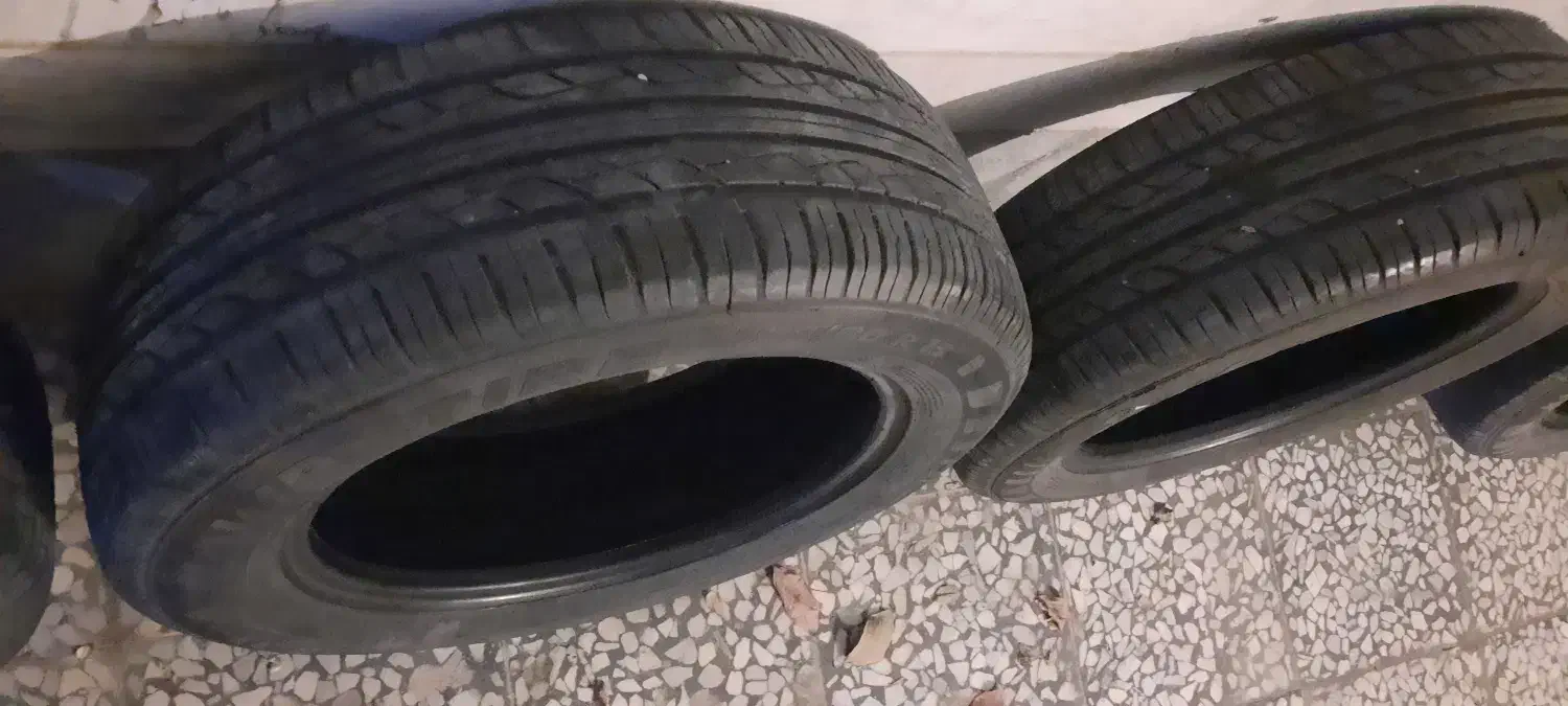 ۴ حلقه لاستیک خودرو کویر تایر ۱۹۵/۶۰ رینگ ۱۵|قطعات یدکی و لوازم جانبی|گرگان, |دیوار