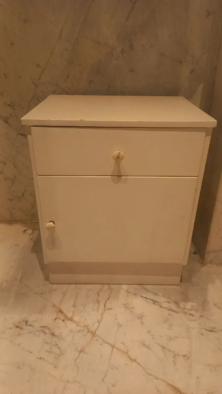 کمد چوبی سفید|جاکفشی، کمد، دراور|تهران, قلهک|دیوار