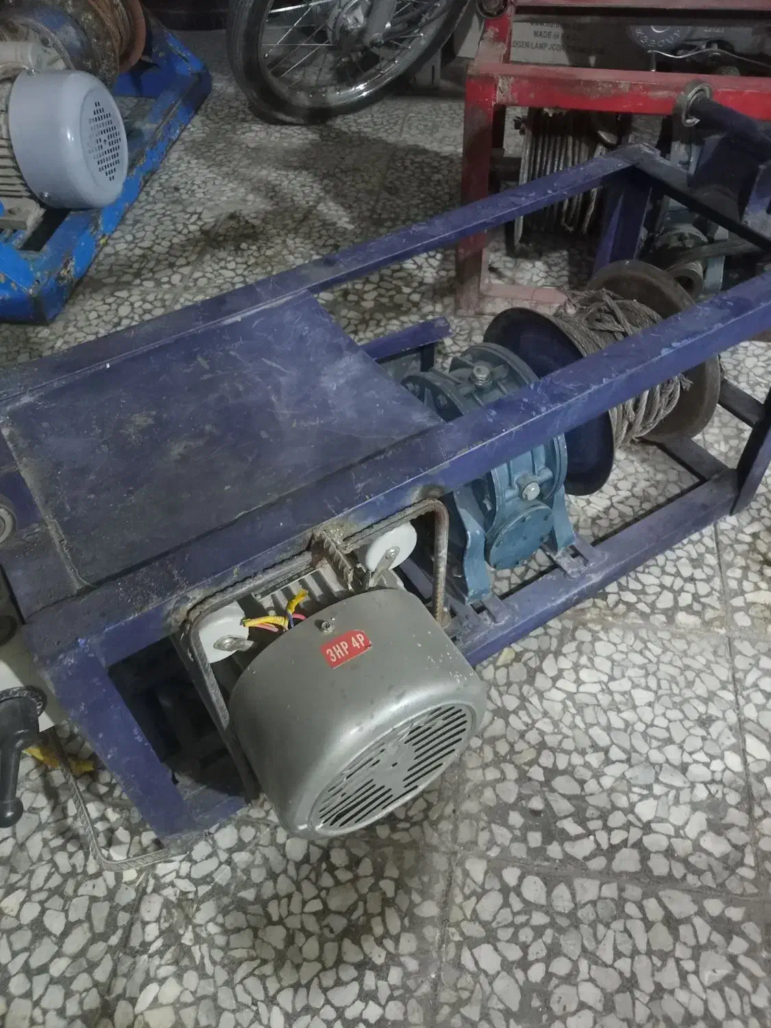 خریدا ر فروش تخته بنای بتونیر دینام بالابر فرغون غ|مصالح و تجهیزات ساختمان|تهران, شهرک چیتگر|دیوار