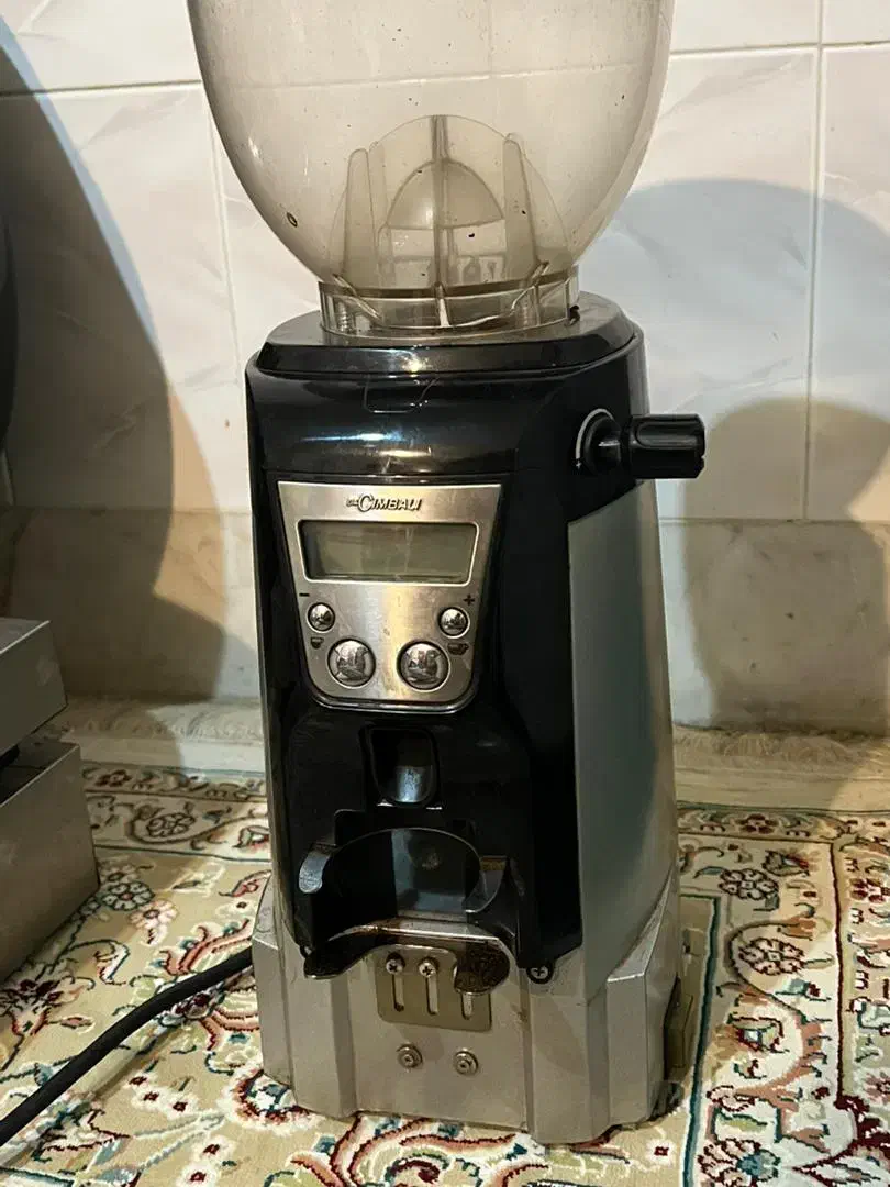 فروش تمام تجهیزات کافه  قهوه به صورت کامل و تکی|کافی‌شاپ و رستوران|صدرا-فارس, فاز ۱|دیوار