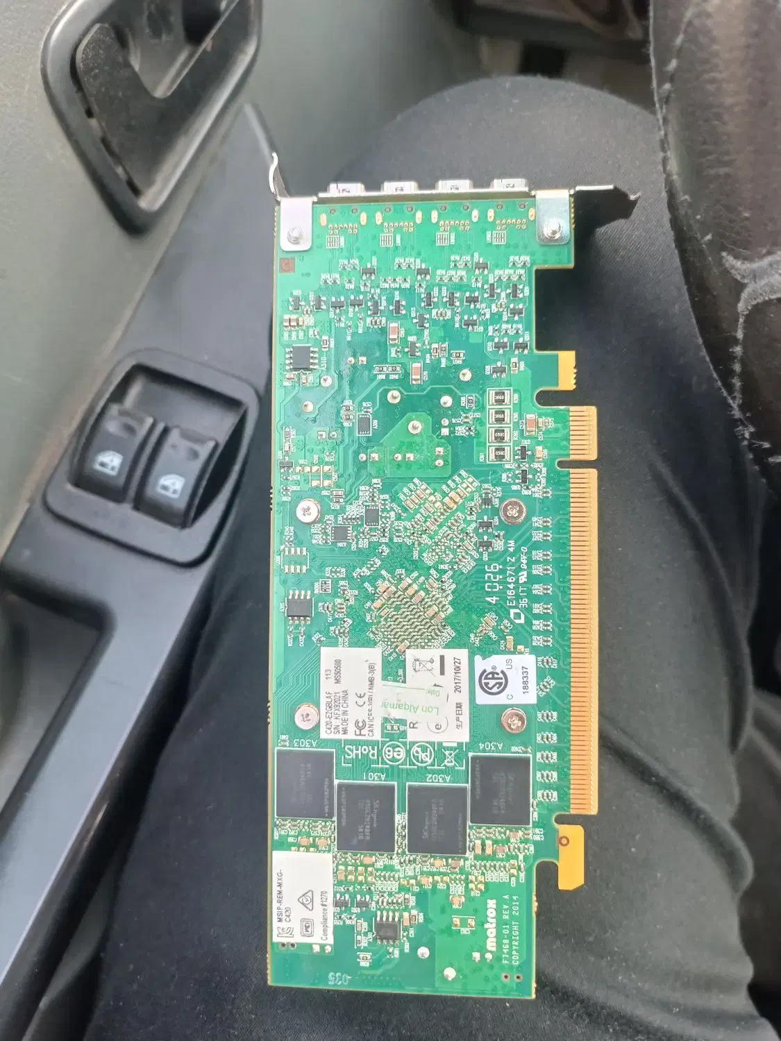 کارت گرافیک متروکس c420 چهار خروجی|قطعات و لوازم جانبی رایانه|اسلامشهر, زرافشان|دیوار