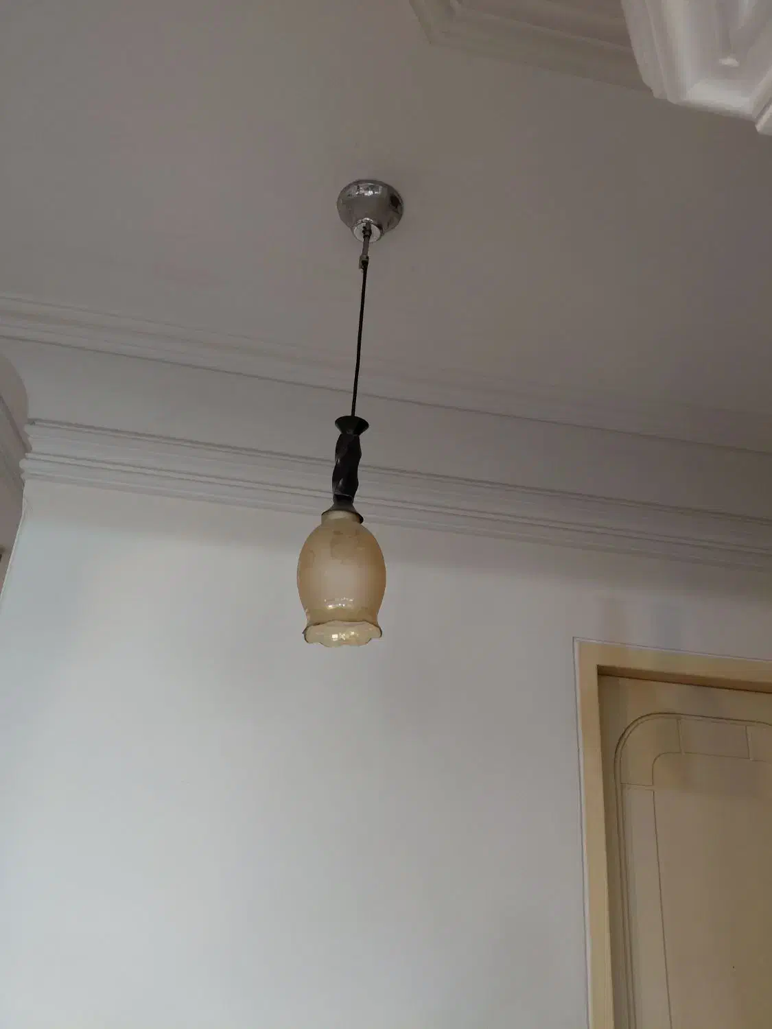 تعداد 7 عدد لوستر فروشی|لوستر و چراغ آویز|رشت, پیله داربن|دیوار