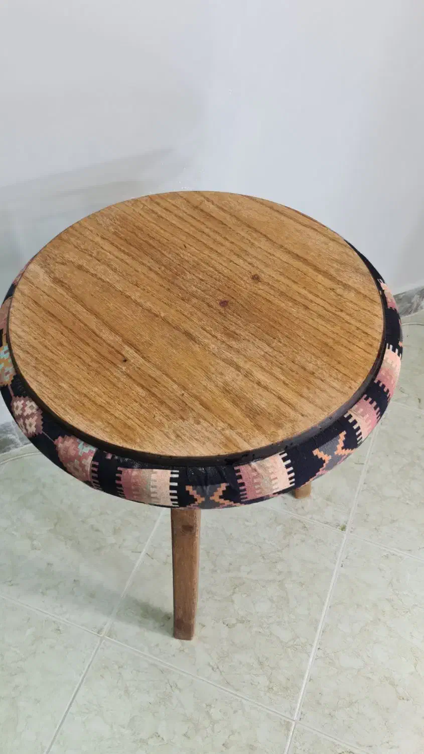 میز چوبی|میز و صندلی غذاخوری|شیراز, بعثت|دیوار