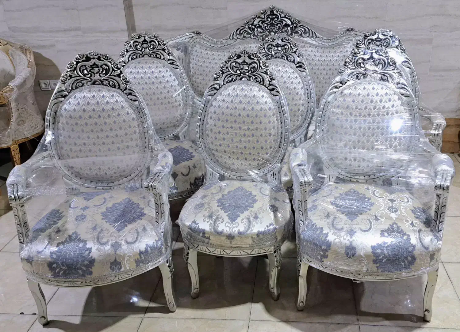 سلطنتی سیلور مبلمان ۹ نفره مبل استیل جهیزیه|مبلمان خانگی و میز عسلی|فردیس, شهرک شهید حسینی|دیوار