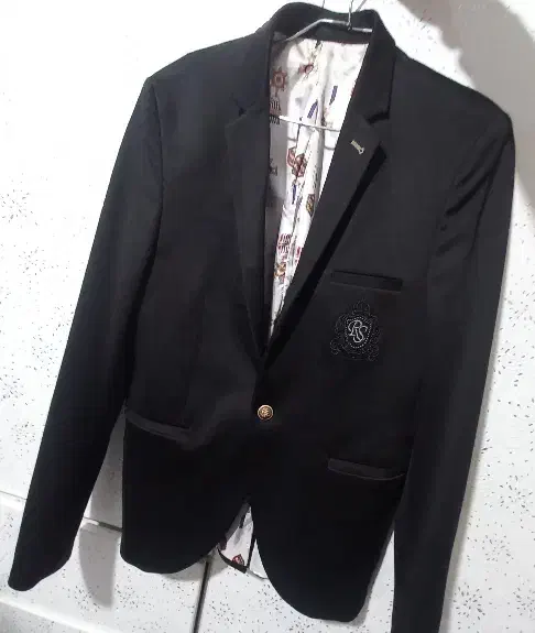 کت شلوار مشکی و کت تک کرم|لباس|لالجین, |دیوار