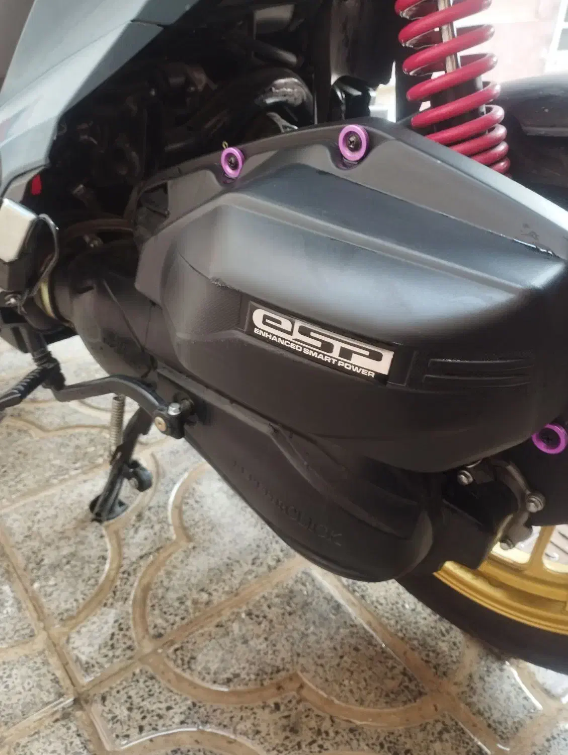 موتور سیکلت کیلیک150|موتورسیکلت|اندیشه, اندیشه فاز ۳|دیوار