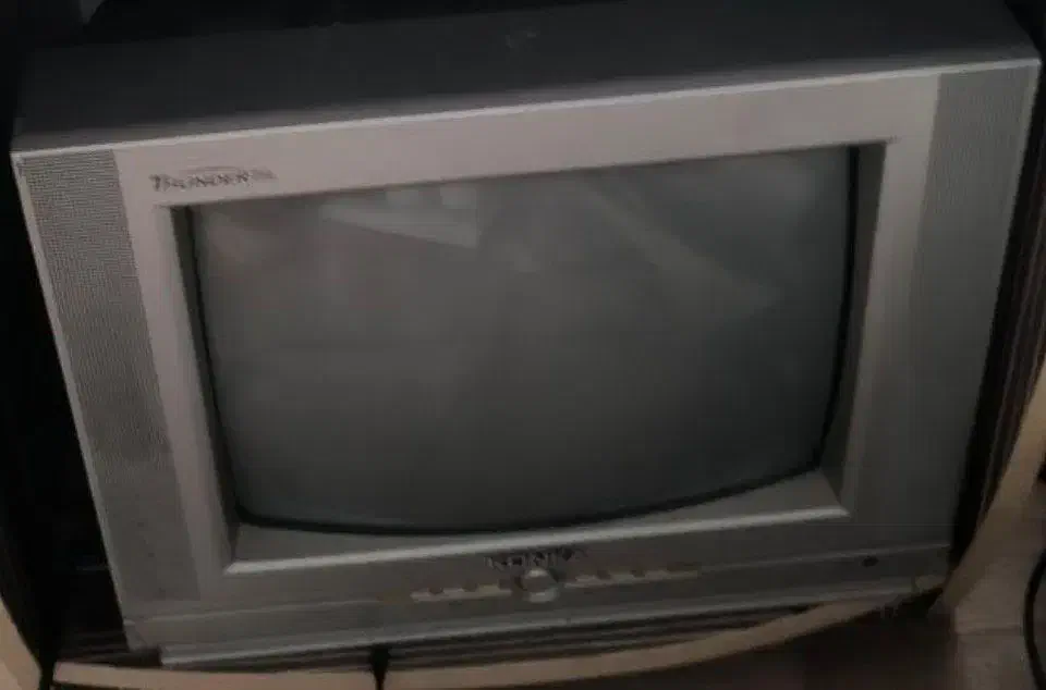 تلویزیون ۱۴ کونیکا|تلویزیون و پروژکتور|رشت, توشیبا|دیوار