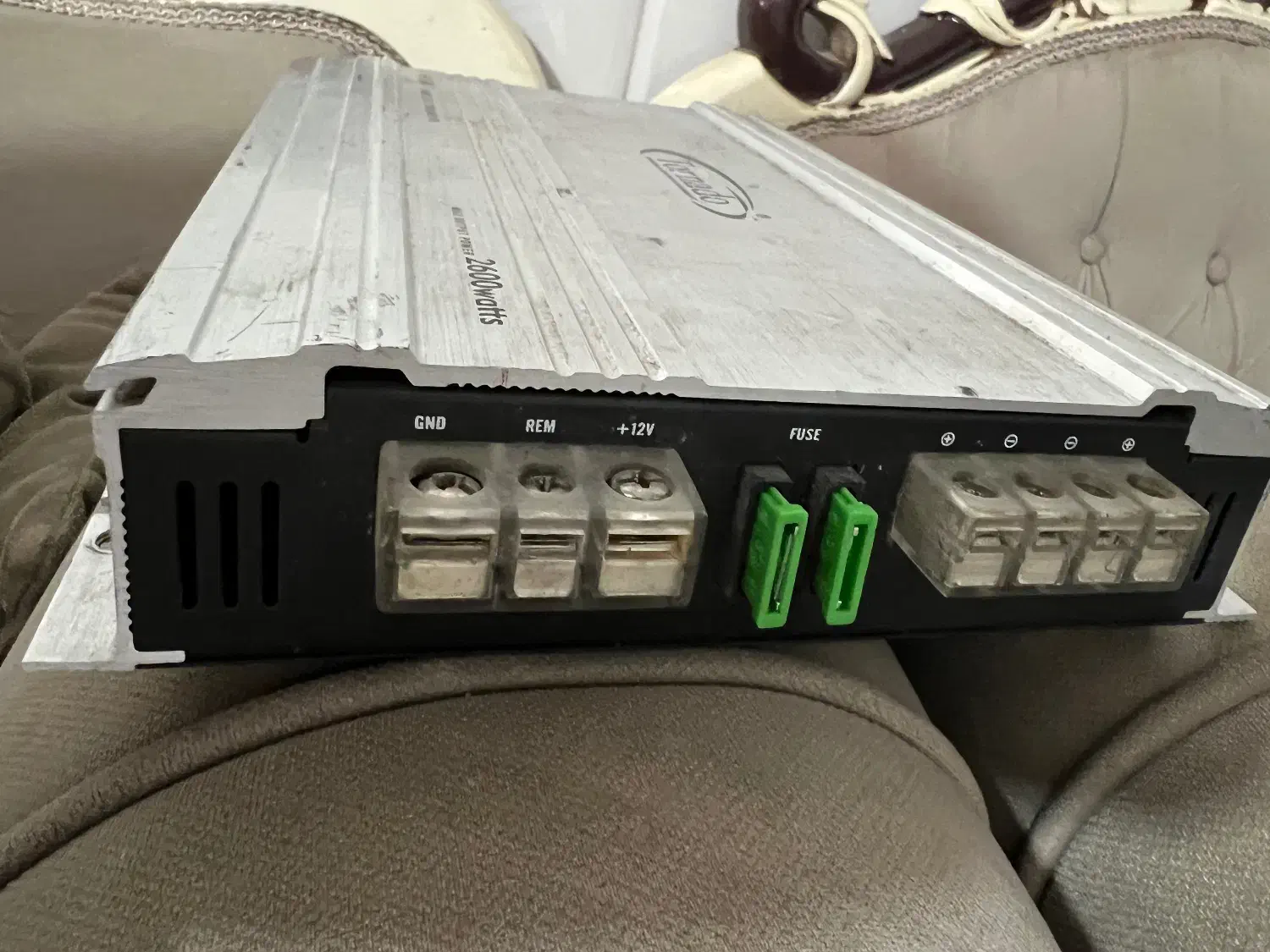 امپیلی باند|صوتی و تصویری|قم, دروازه ری|دیوار