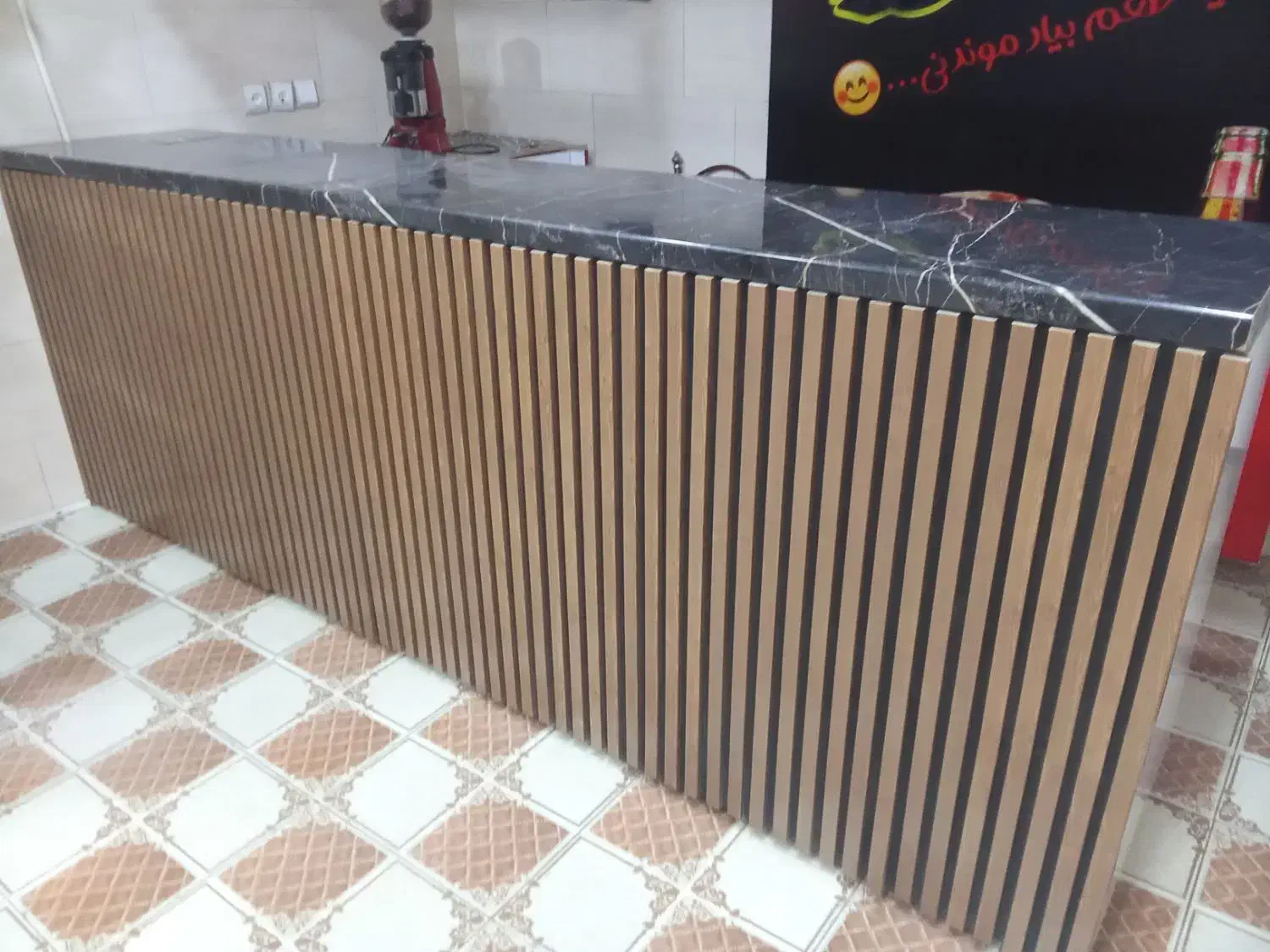 تخت ولوازم رستوران|کافی‌شاپ و رستوران|میبد, |دیوار