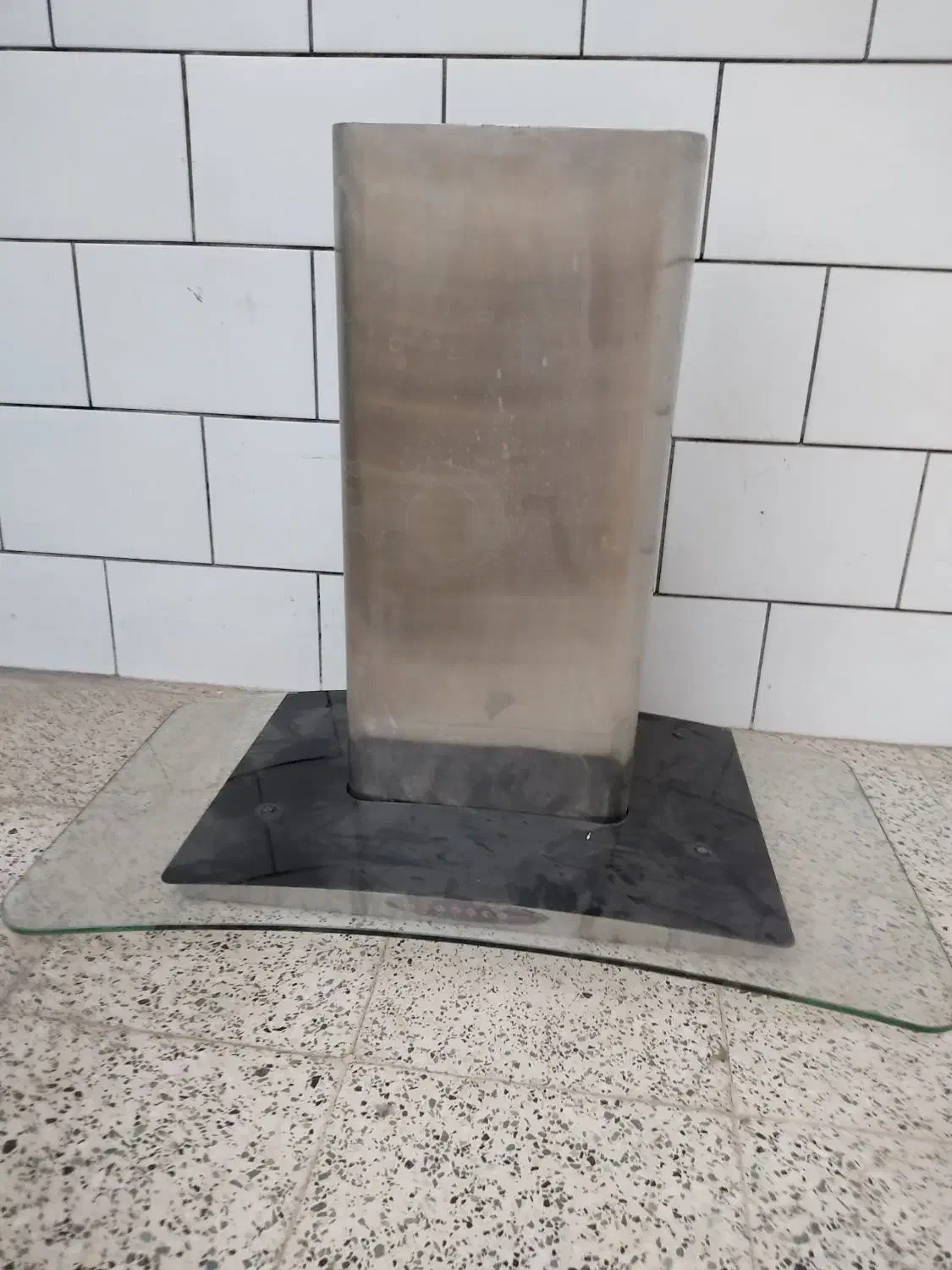 یک عدد هود در حد نو قیمت مناسب|هود|کرمان, |دیوار