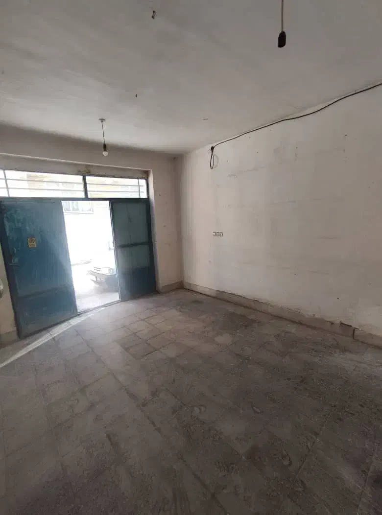 مغازه به عنوان انبار|اجارهٔ مغازه و غرفه|شهرکرد, |دیوار