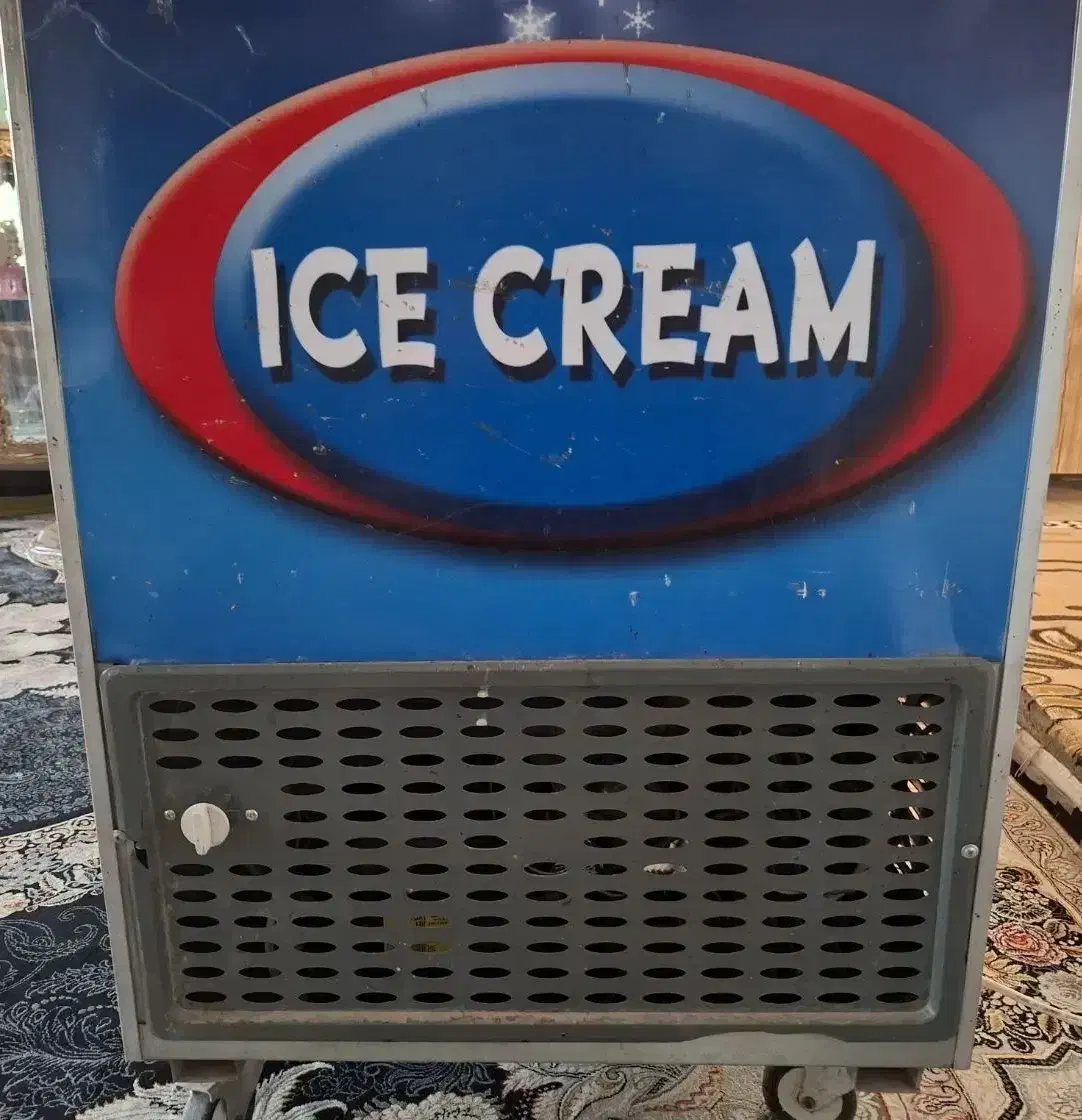 یخچال بستنی ۴۰۰لیتری|فروشگاه و مغازه|صحنه, |دیوار