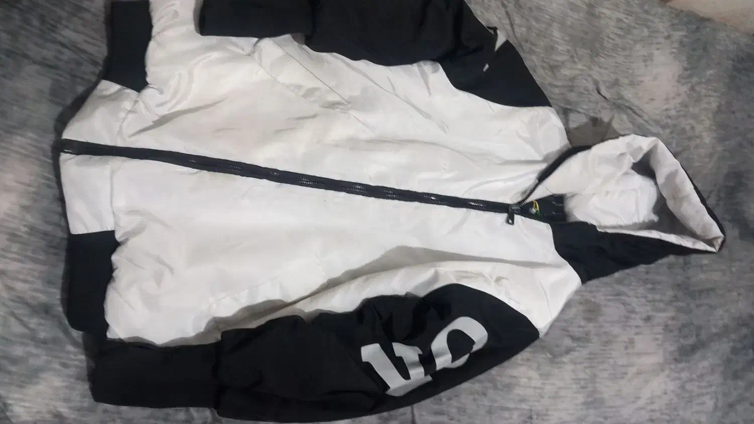 کاپشن|لباس|قرچک, محمد آباد|دیوار