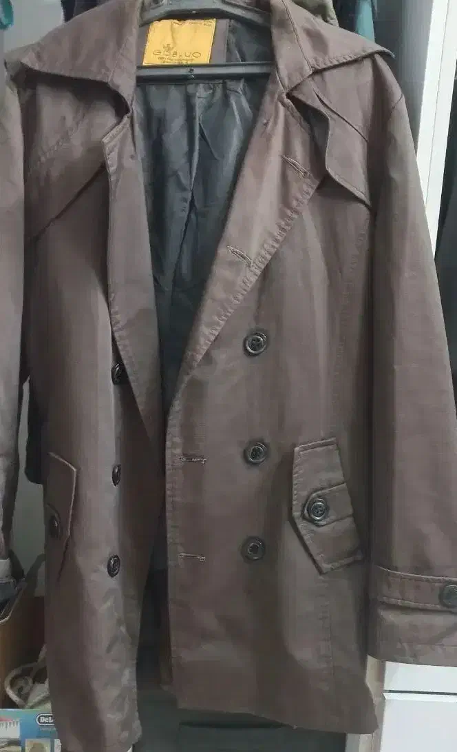 بارونی مردانه قهوه ای|لباس|گرگان, |دیوار