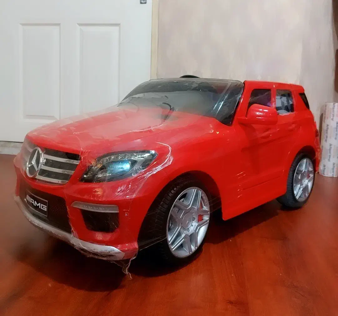 ماشین شارژی بنز شاسی بلند مشابه نوهست|اسباببازی بچه|تبریز, |دیوار