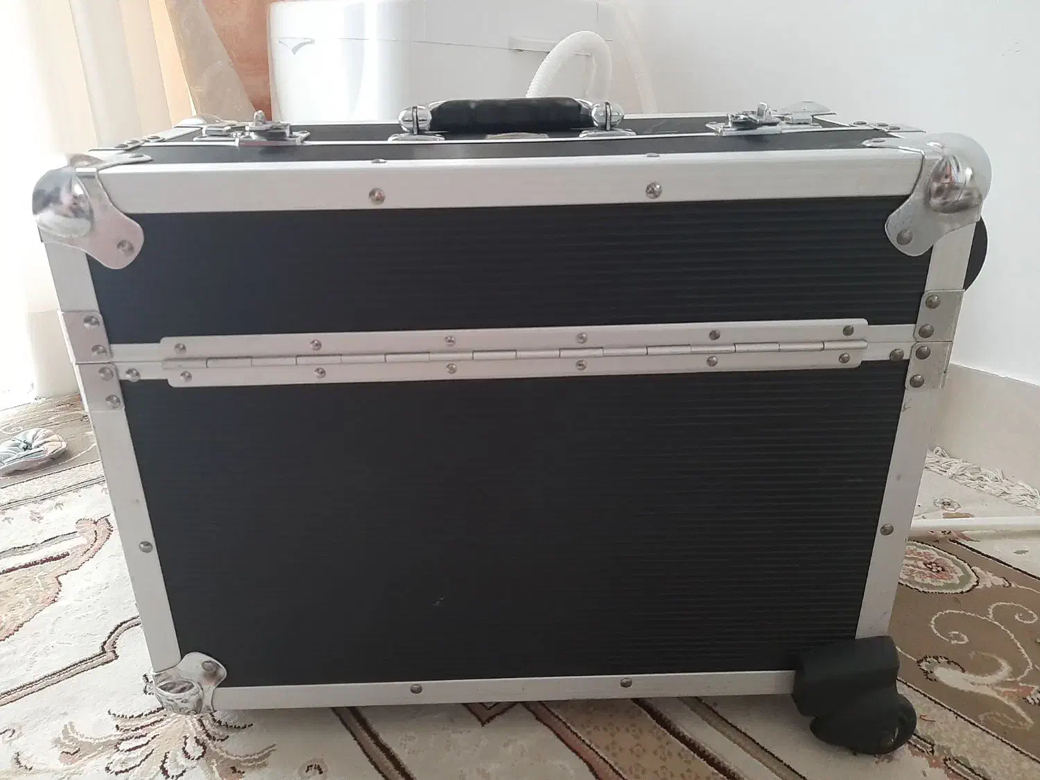 چمدان لوازم ارایشی|آرایشگاه و سالن‌های زیبایی|بهشهر, |دیوار