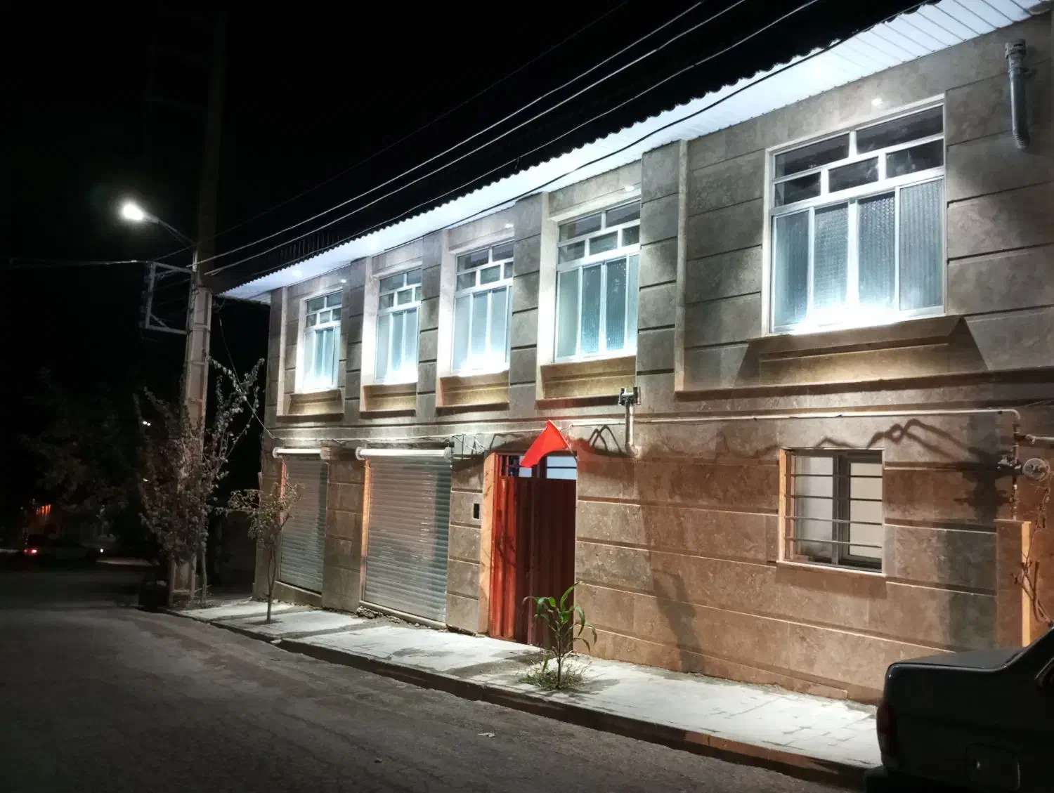 ملک تجاری و مسکونی در کیاسر|فروش خانه و ویلا|کیاسر, |دیوار