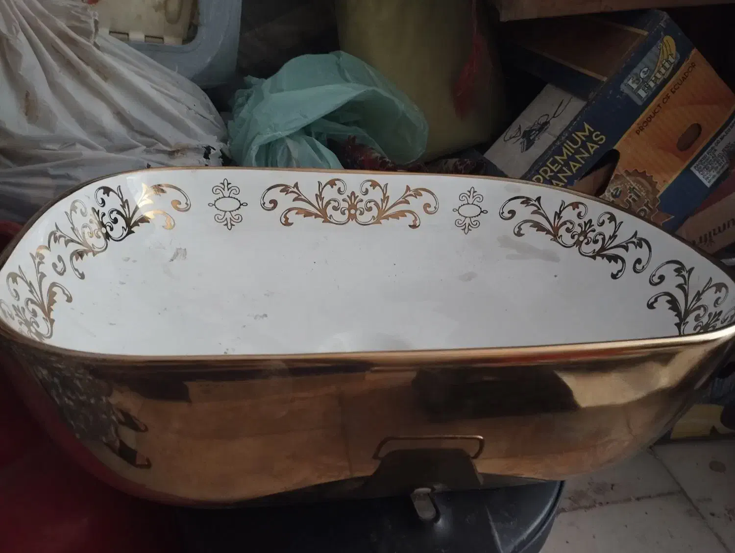 روشویی تک رومیزی کاسه ای سالم و بدون ترک|لوازم سرویس بهداشتی|یزد, |دیوار