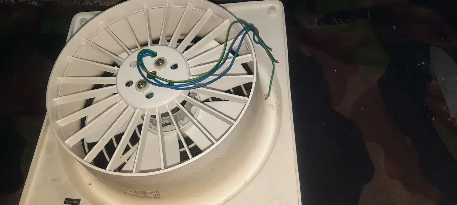 هواکش دمنده|پنکه و تصفیه‌کنندهٔ هوا|خمینی‌شهر, |دیوار