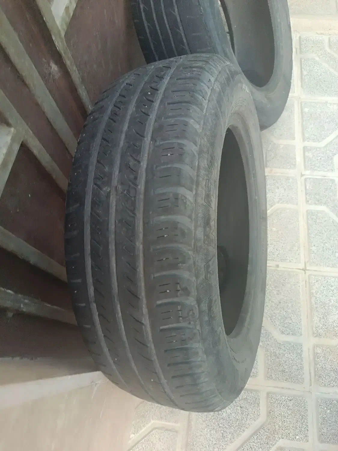 لاستیک ۱۸۵/۶۵ رینگ ۱۵ بارز|قطعات یدکی و لوازم جانبی|شیروان (خراسان), |دیوار