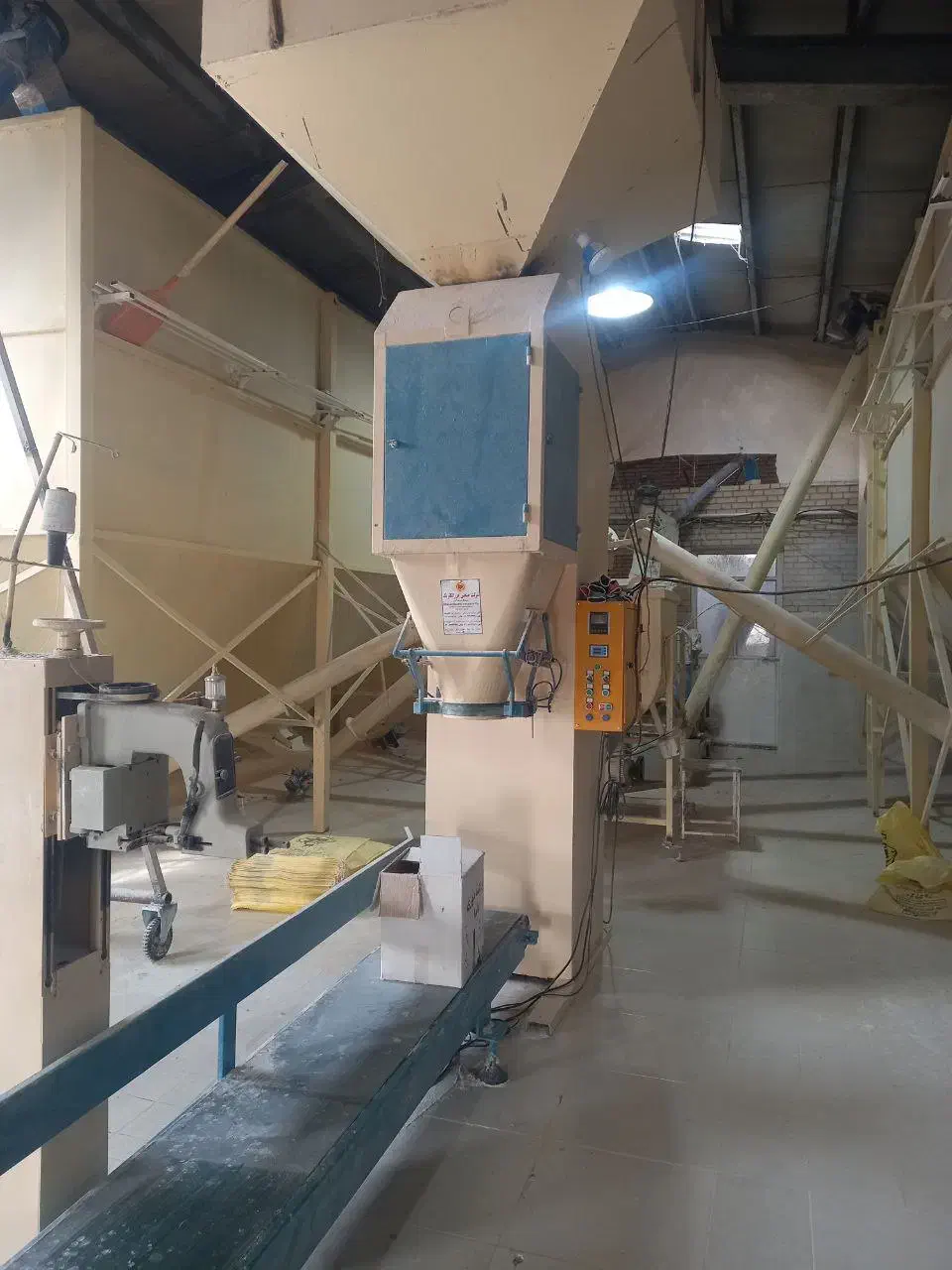 فروش کارخانه فعال تولید خوراک دام و پت در ابهر|فروش دفتر صنعتی، کشاورزی، تجاری|ابهر, |دیوار