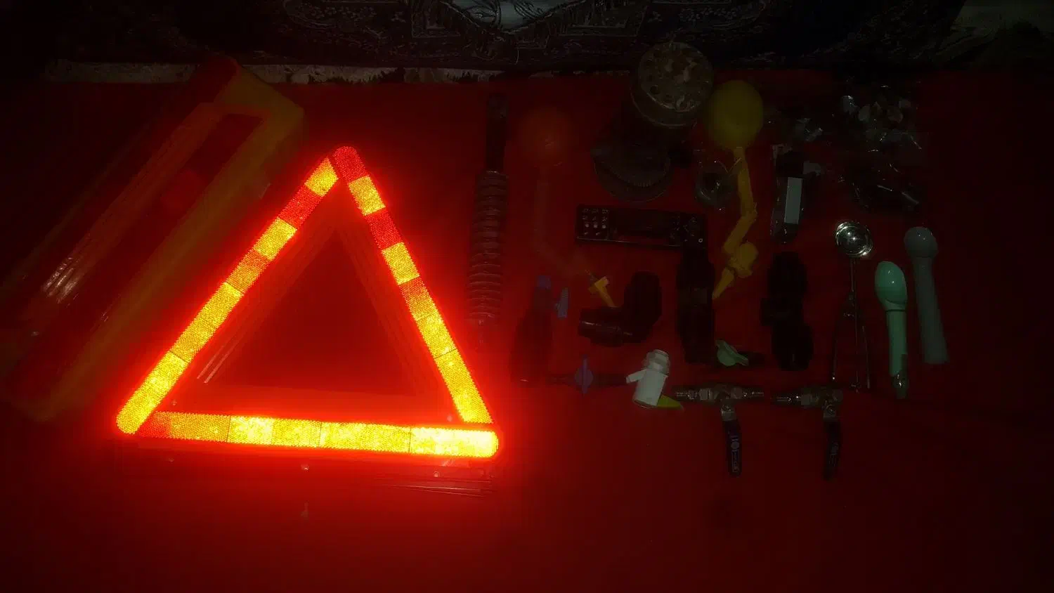 ابزارولوزم ماشین وشیرالات|ابزارآلات|کبودرآهنگ, |دیوار