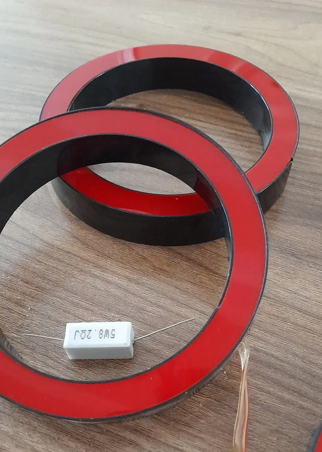 الوایر و حلقه نئون|ریسه و چراغ تزئینی|بجنورد, |دیوار