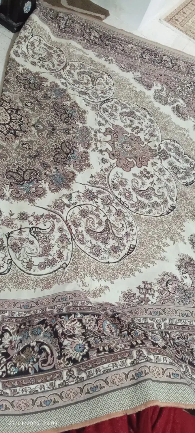 رو فرشی|روفرشی|اصفهان, بهارستان|دیوار